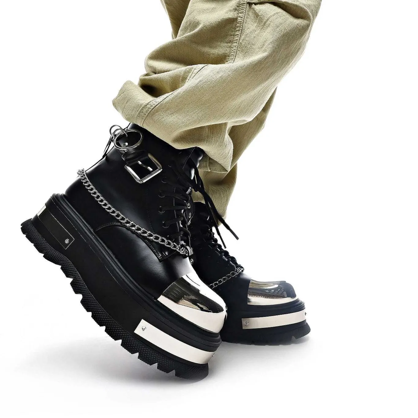 KOI footwear Borin Men'S Hardware Platform Boots<Men'S Black Boots