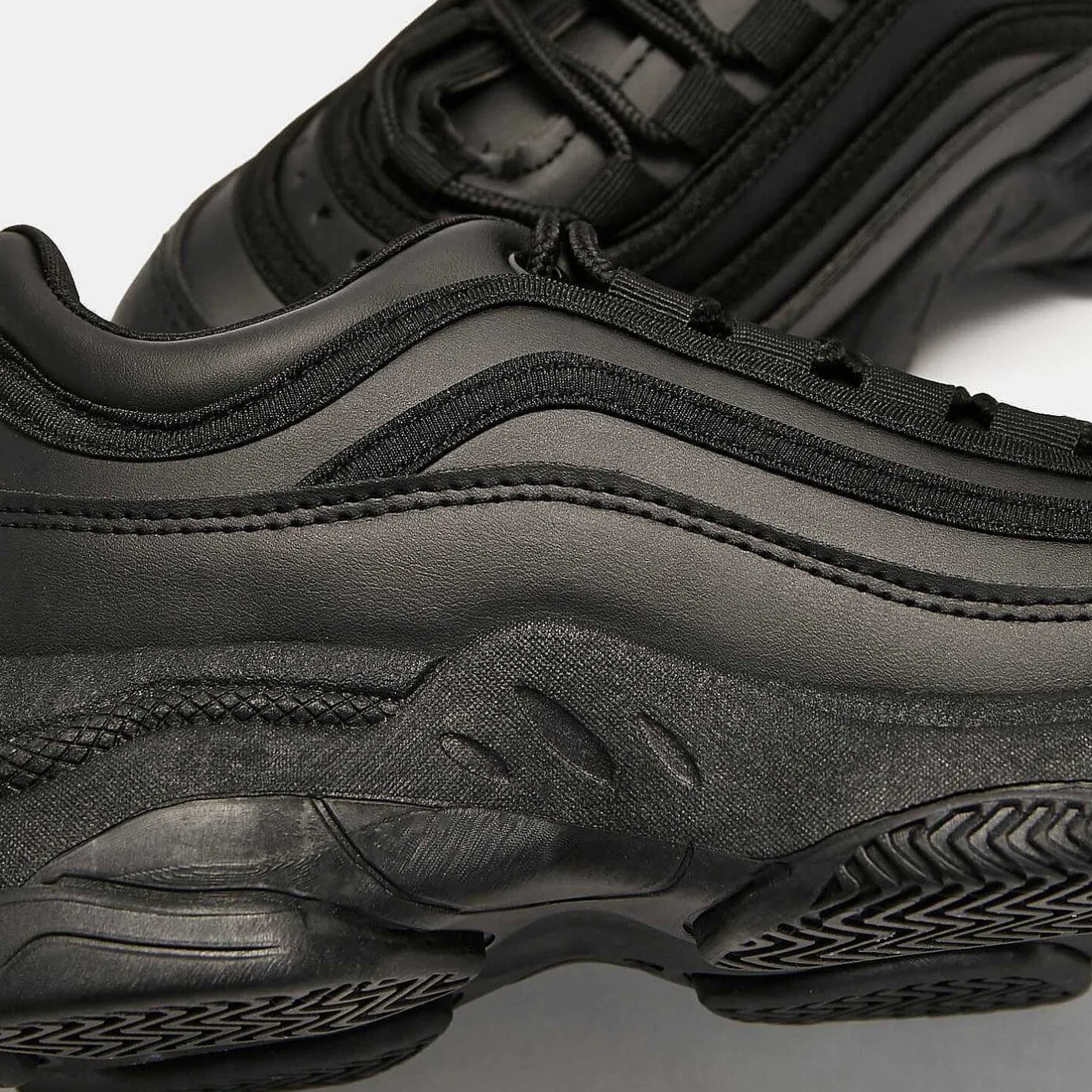 KOI footwear Lizzies V2 Black Extra Chunky Trainers<Women'S The Chunky Trainer