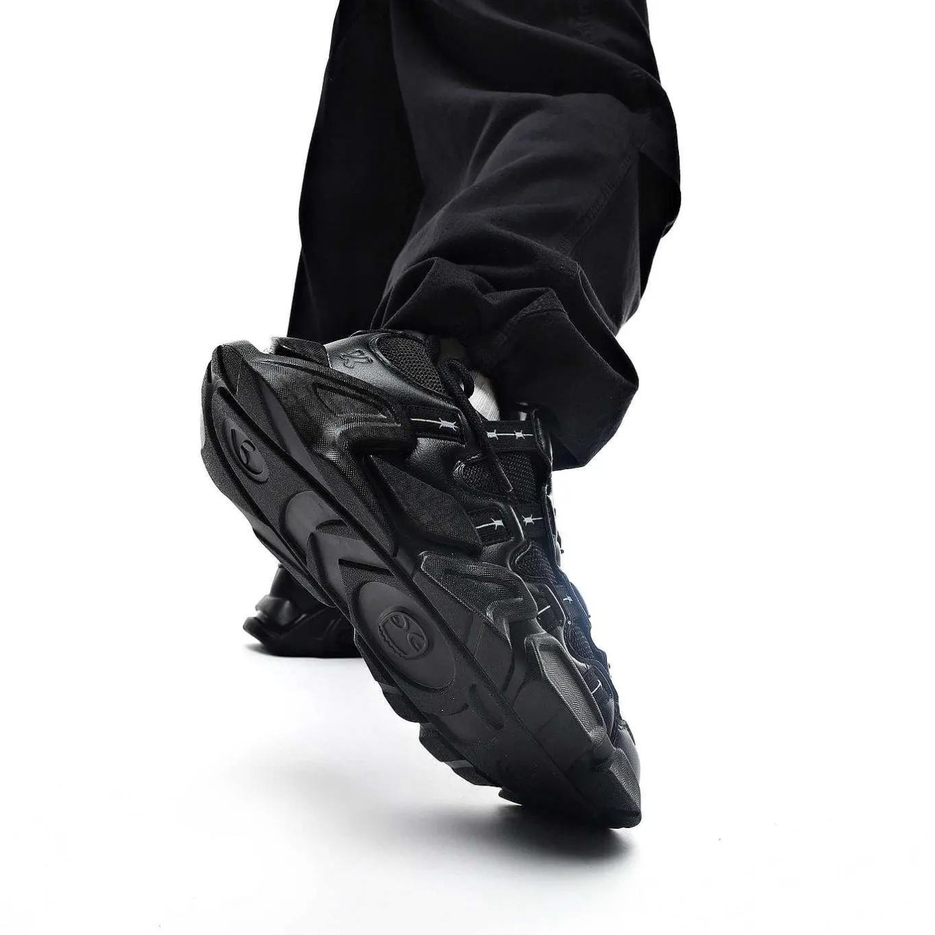 KOI footwear The Beast Men'S Black Wire Trainers<Men'S Black Trainers